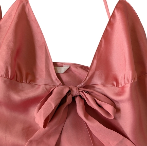 😃Victoria's Secret pink camisole with front bow sz M - Picture 4 of 6